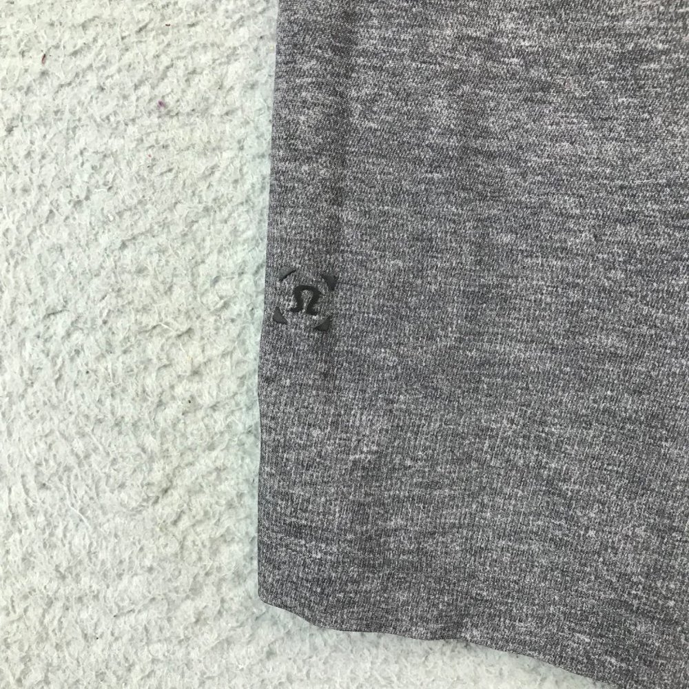 Lululemon‎ Athletica Grey athletic activewear shorts size M - Picture 3 of 7